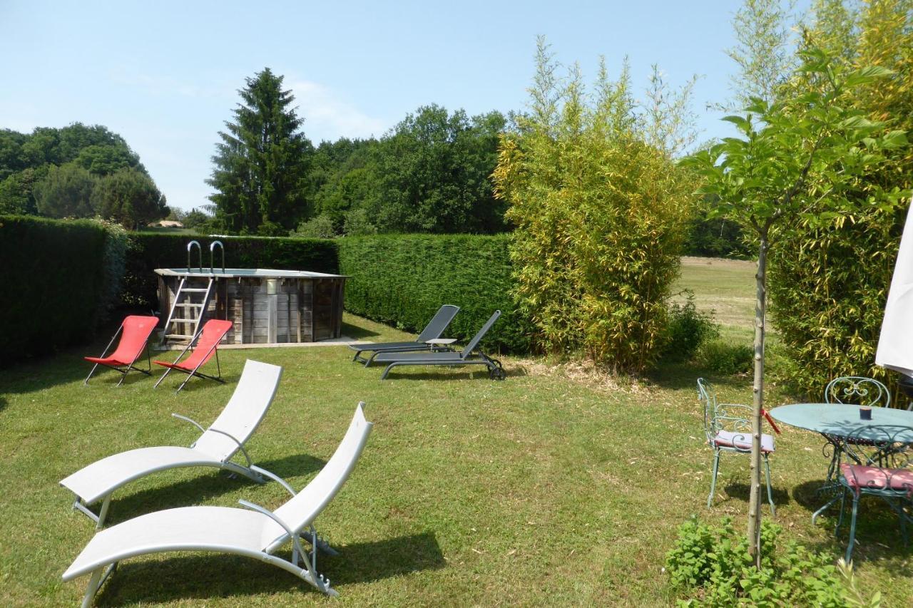 Villa Studio De Charme Romarin à Saint-Crépin-et-Carlucet Extérieur photo